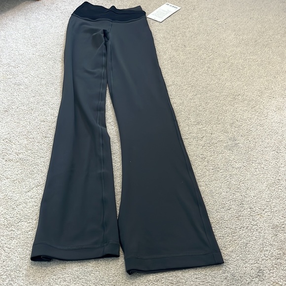 Lululemon Pant - Picture 2 of 12